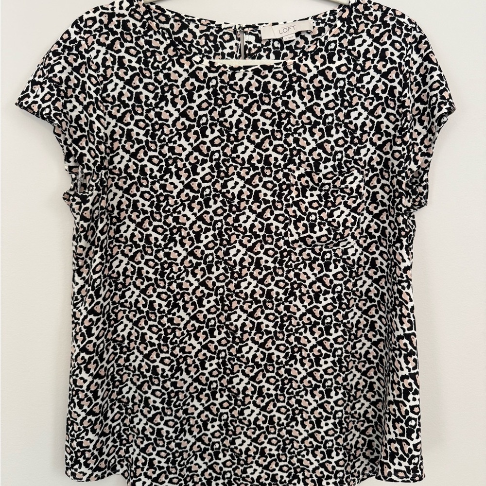 LOFT Black, Light Pink and White Short Sleeve Leopard print Blouse Medium